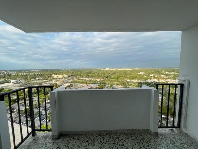 COMMODORE PLAZA CONDO · #2504 in Aventura - Photo 3