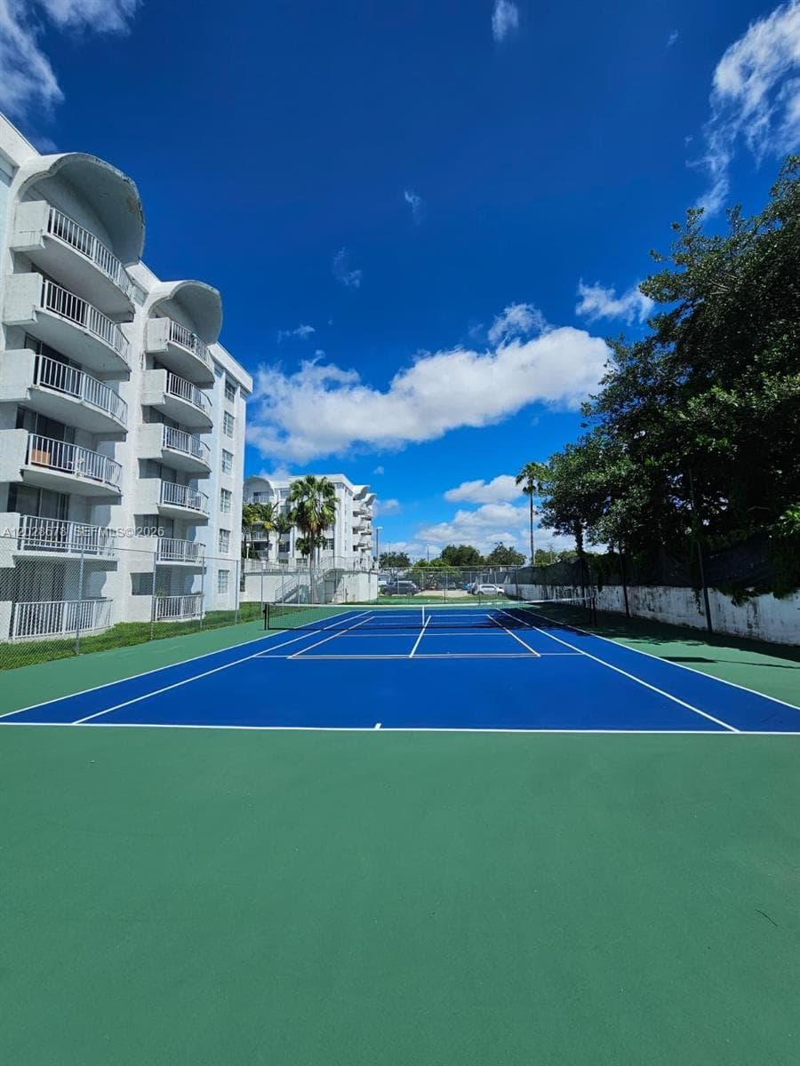 Monte Carlo of Miami · #C-211 in Miami - Photo 9