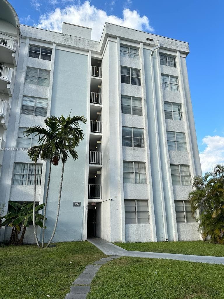 Monte Carlo of Miami · #C-211 in Miami - Photo 4
