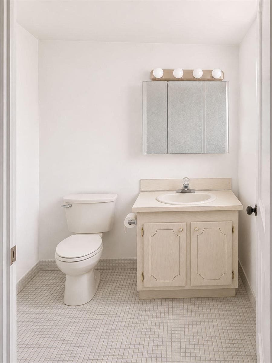 Half Bath2 (1)