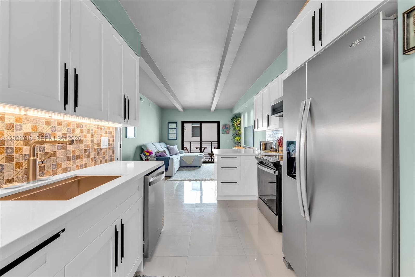 ROYAL WEST CONDO · #503 in Miami Beach - Photo 4