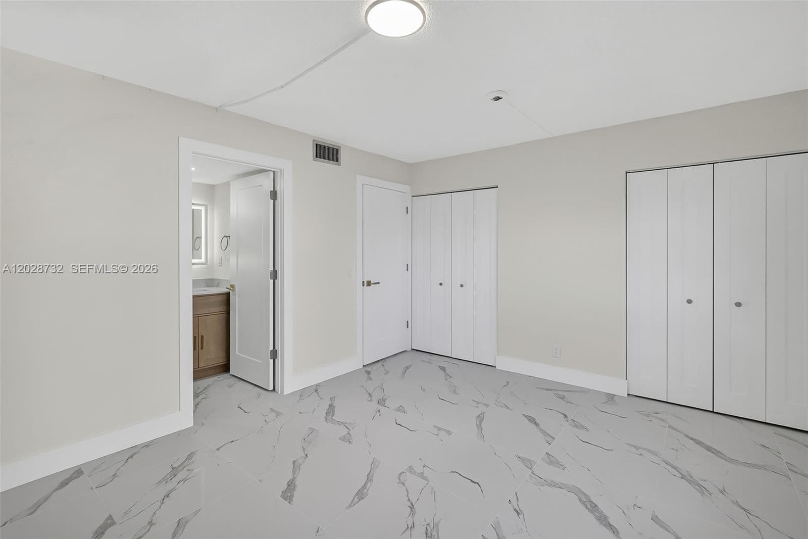 MEADOWBROOK LAKES CONDO · #102 in Dania Beach - Photo 23