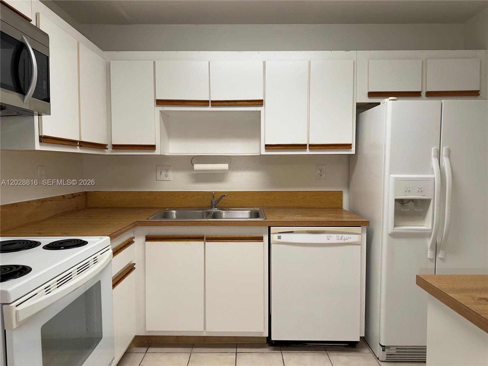 MAHOGANY KEY CONDO #3 · #106 in Miami - Photo 6