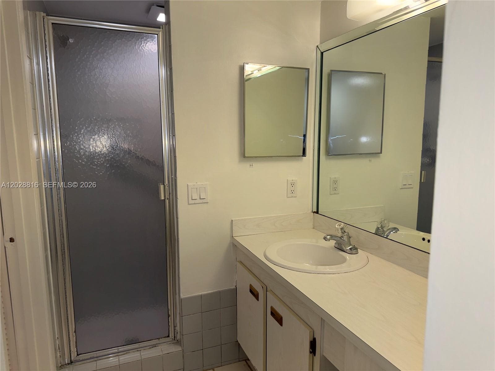 MAHOGANY KEY CONDO #3 · #106 in Miami - Photo 20