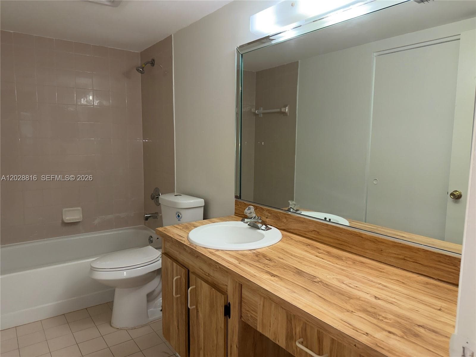 MAHOGANY KEY CONDO #3 · #106 in Miami - Photo 14