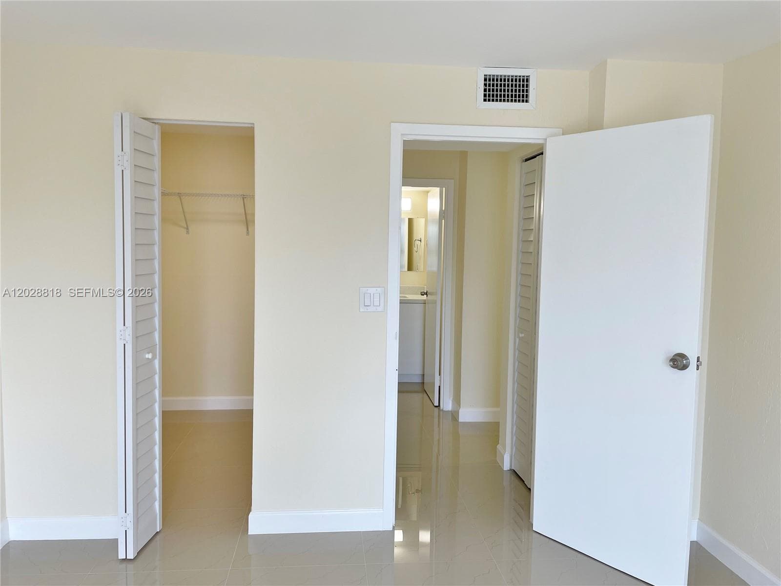 WOODSIDE APTS CONDO · #A531 in North Miami Beach - Photo 13