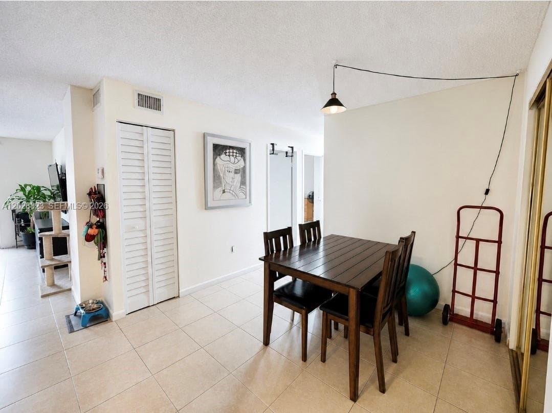 WOODSIDE APTS CONDO · #B214 in North Miami Beach - Photo 7