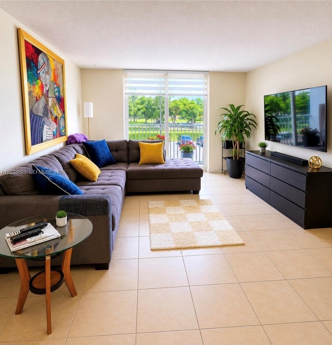 WOODSIDE APTS CONDO · #B214 in North Miami Beach - Photo 3