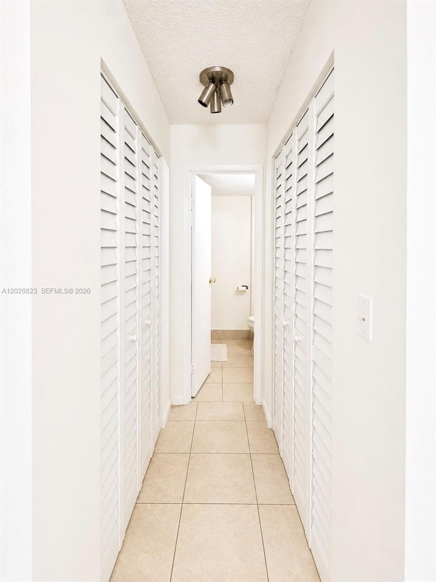 WOODSIDE APTS CONDO · #B214 in North Miami Beach - Photo 14