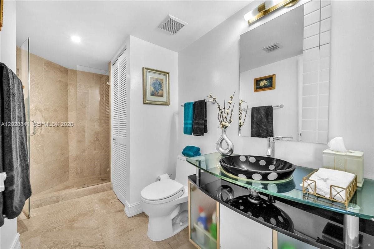 This property features a convenient guest bathroom and powder room, complete with laundry facilities and a shower. You'll also enjoy the luxury of two full bathrooms, and the versatile flex space makes it easy to host guests comfortably. This setup is perfect for both everyday living and entertaining!