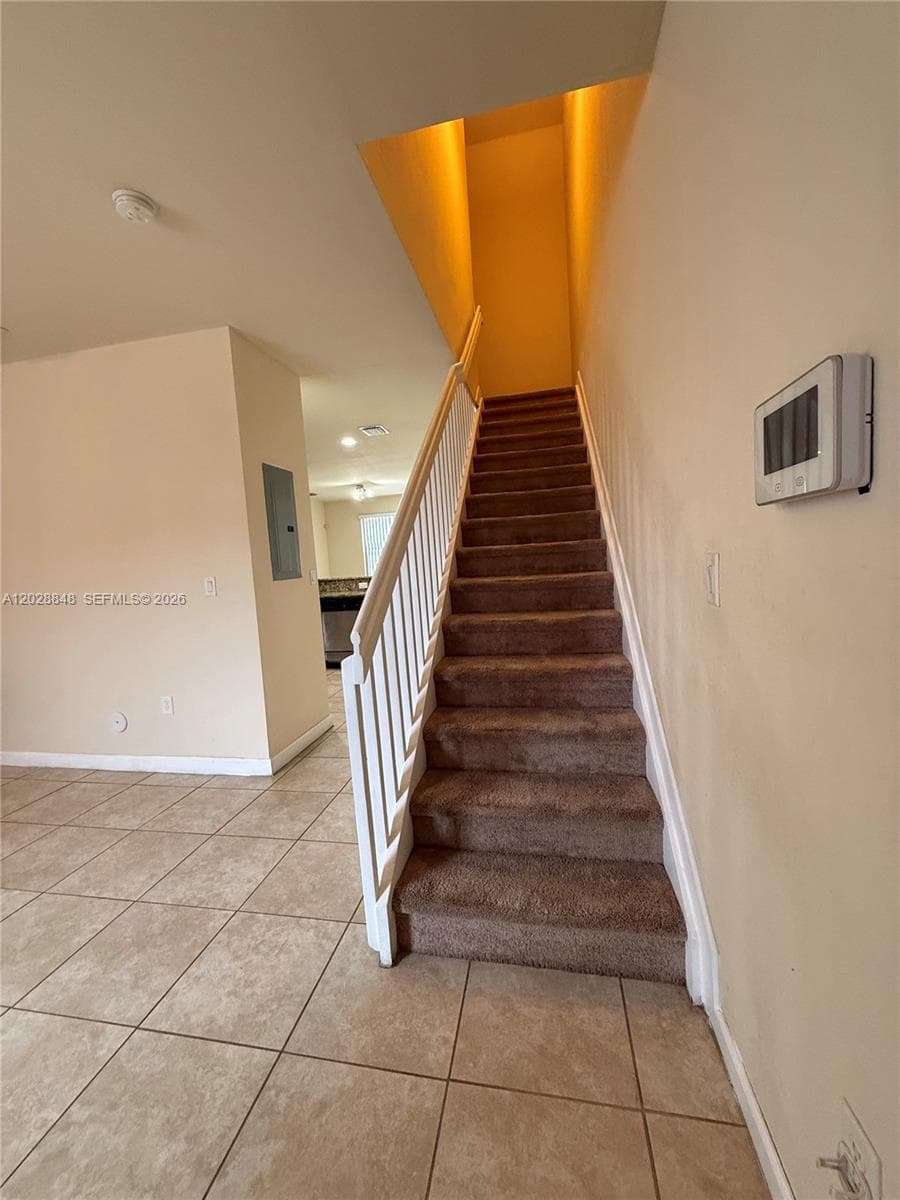8923 W 35th Ave photo 3