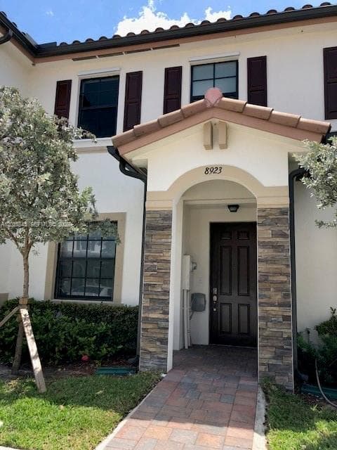 8923 W 35th Ave photo 1