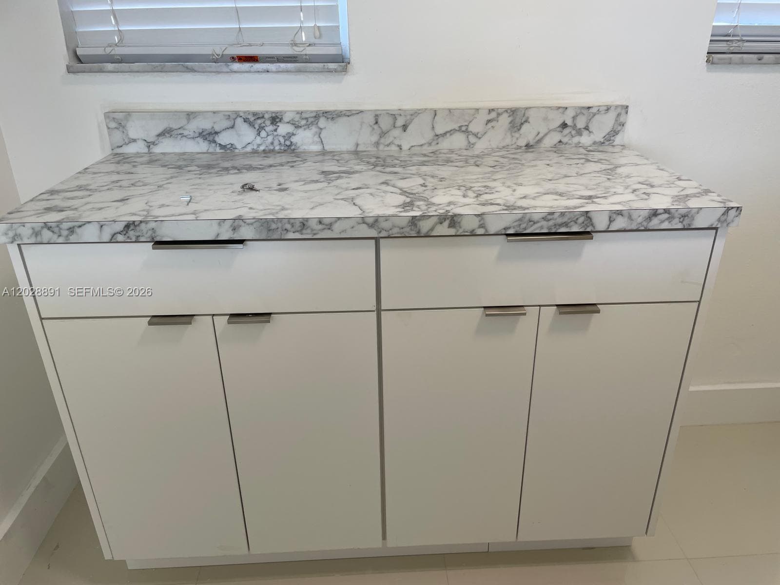 Kitchen Cabinet