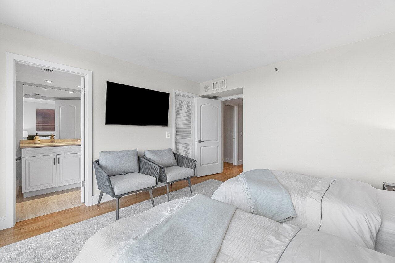 GUEST BEDROOM