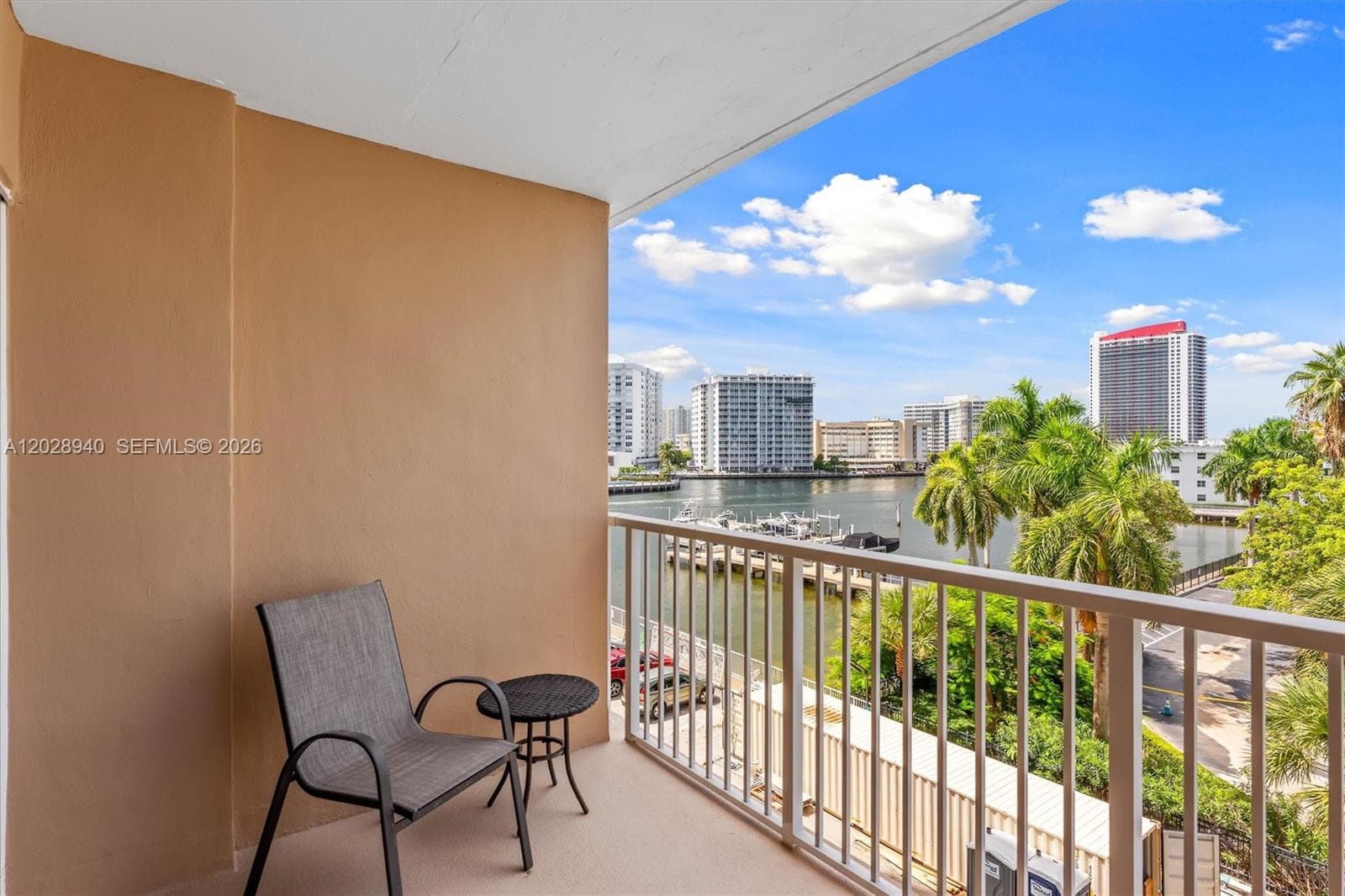 Hemispheres Condo · #3L in Hallandale Beach - Photo 13