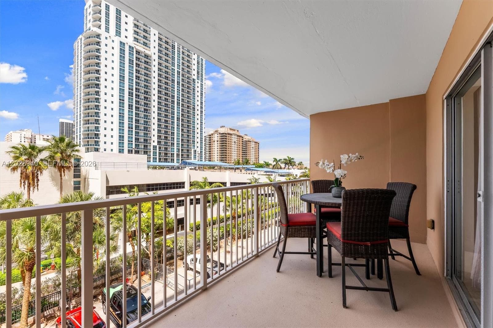 Hemispheres Condo · #3L in Hallandale Beach - Photo 14