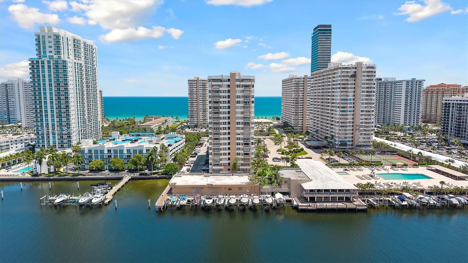 Hemispheres Condo · #3L in Hallandale Beach - Photo 25