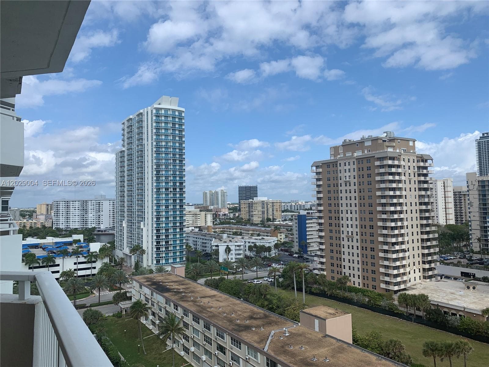 HEMISPHERES CONDO · #12M in Hallandale Beach - Photo 2