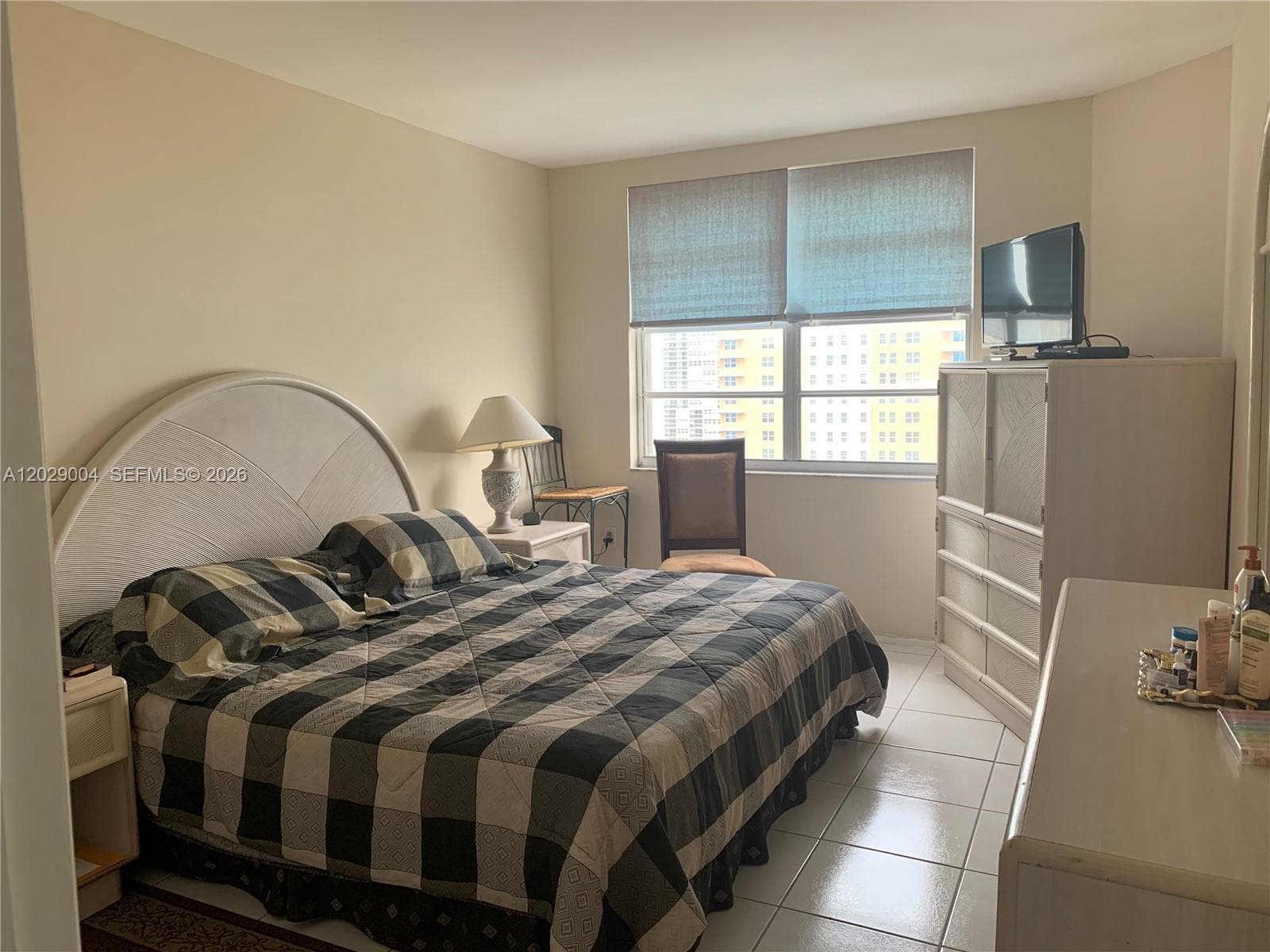 HEMISPHERES CONDO · #12M in Hallandale Beach - Photo 8