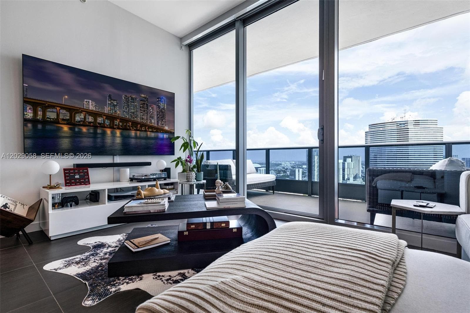 Epic · #4812 in Miami - Photo 3