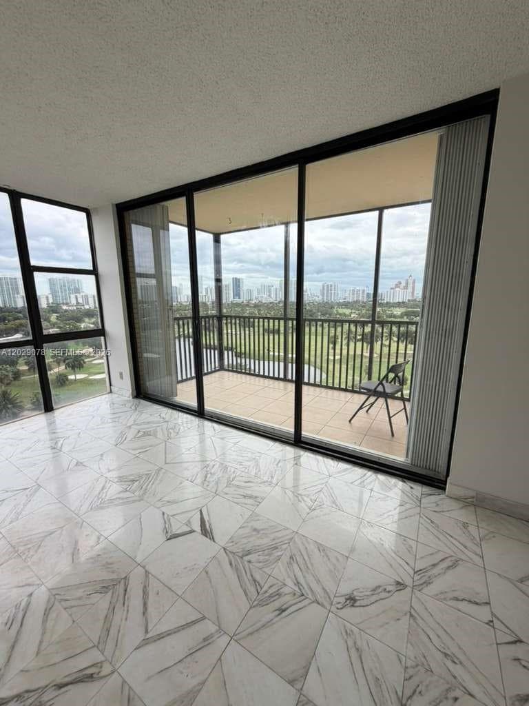 CORONADO CONDO TOWER I · #1433 in Aventura - Photo 8
