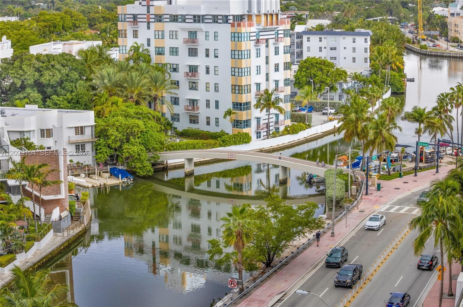 Roney Palace · #1030 in Miami Beach - Photo 6