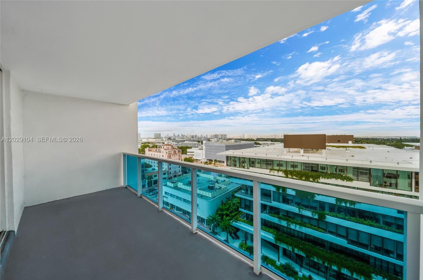 Roney Palace · #1030 in Miami Beach - Photo 3
