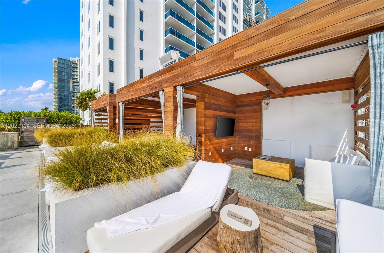 Roney Palace · #1030 in Miami Beach - Photo 30