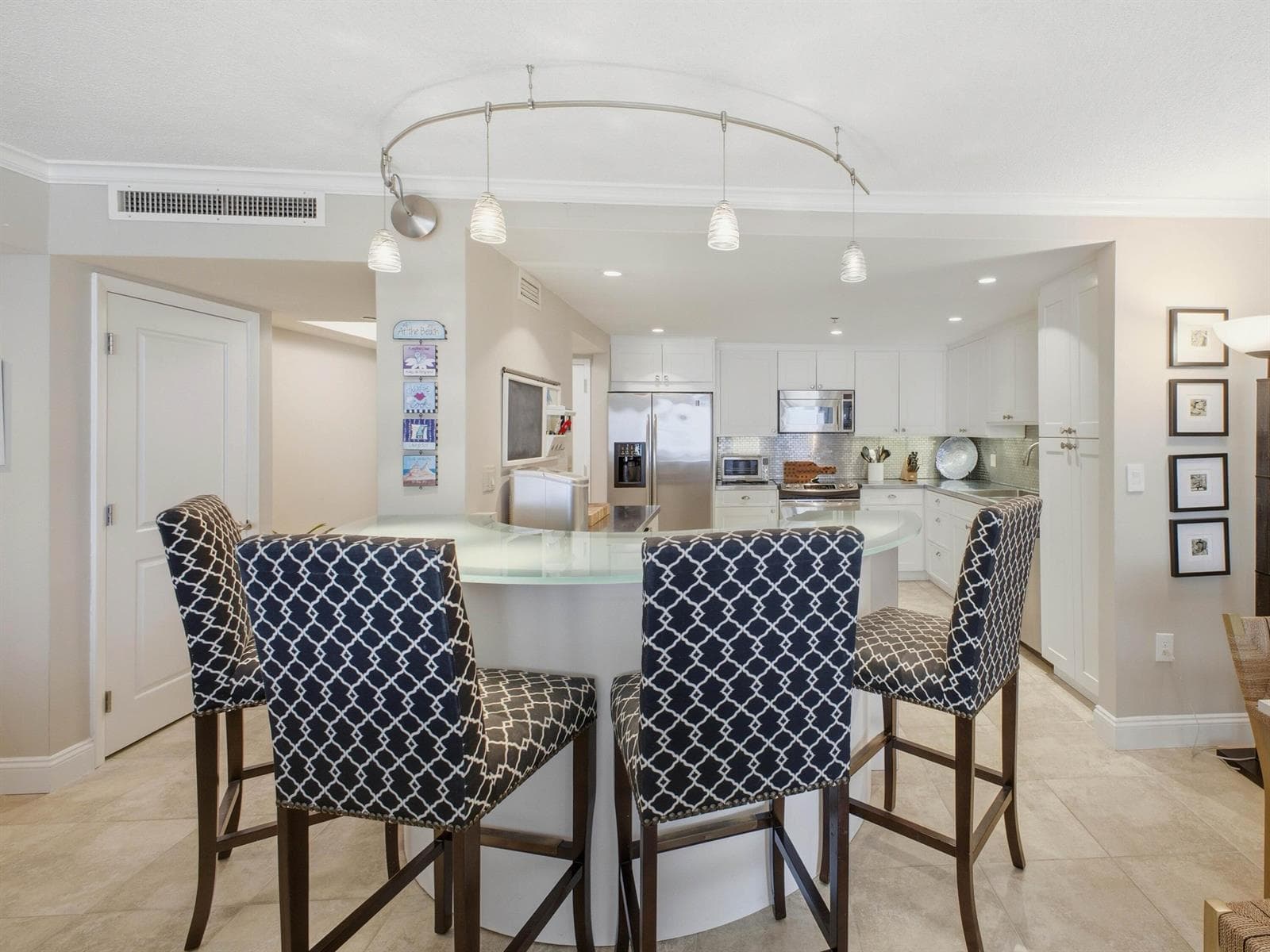 Breakfast Bar Kitchen