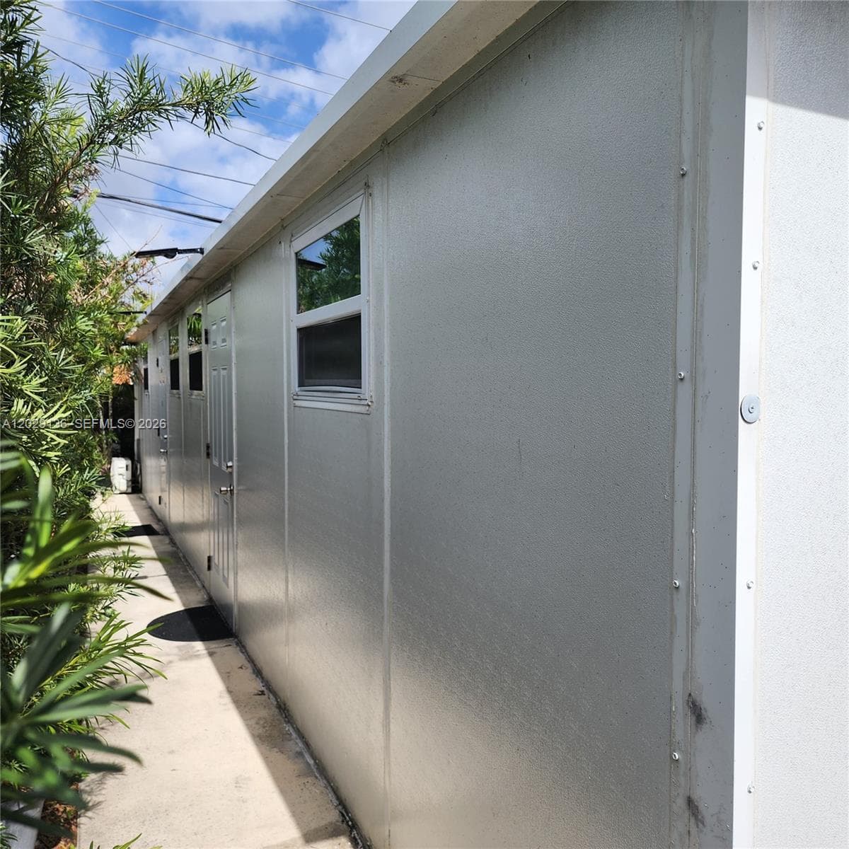 21200 NW 29th Ave photo 7