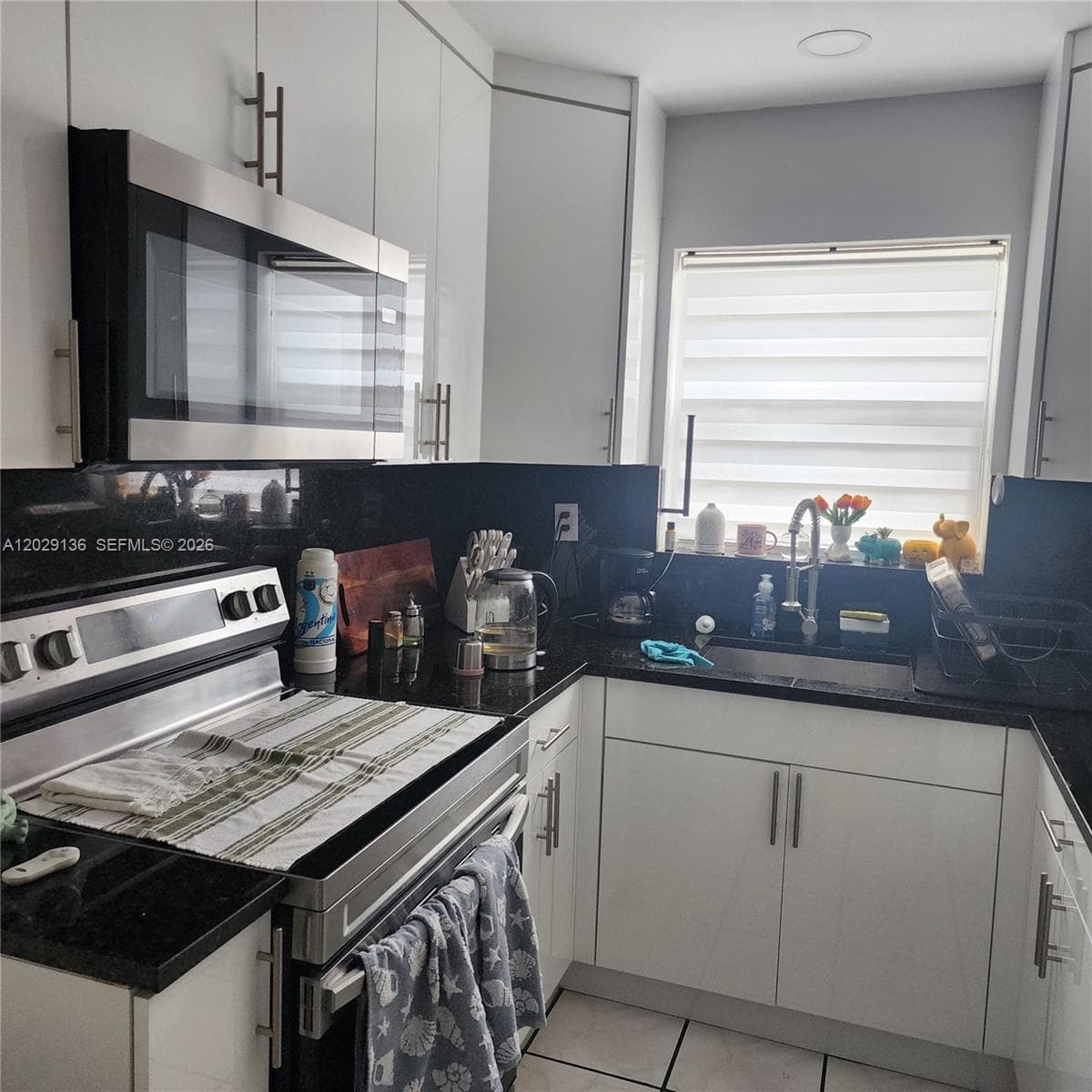 21200 NW 29th Ave photo 10