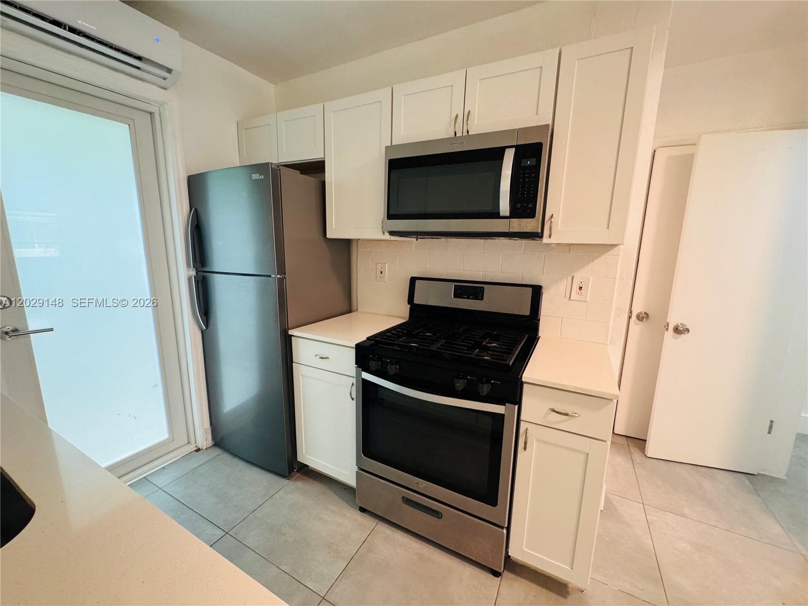 GOLDEN DREAMS CONDOMINIUM · #10 in Miami Beach - Photo 4