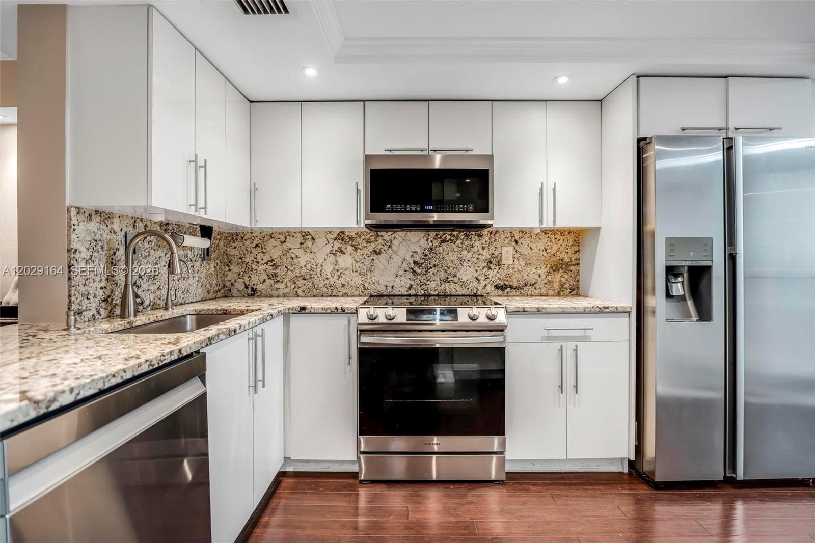 DELVISTA B CONDO · #39 in Aventura - Photo 14