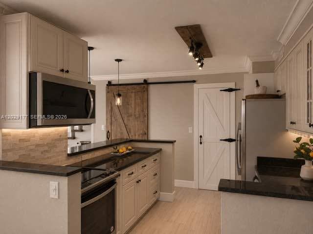 15824 SW 90th Ct photo 2