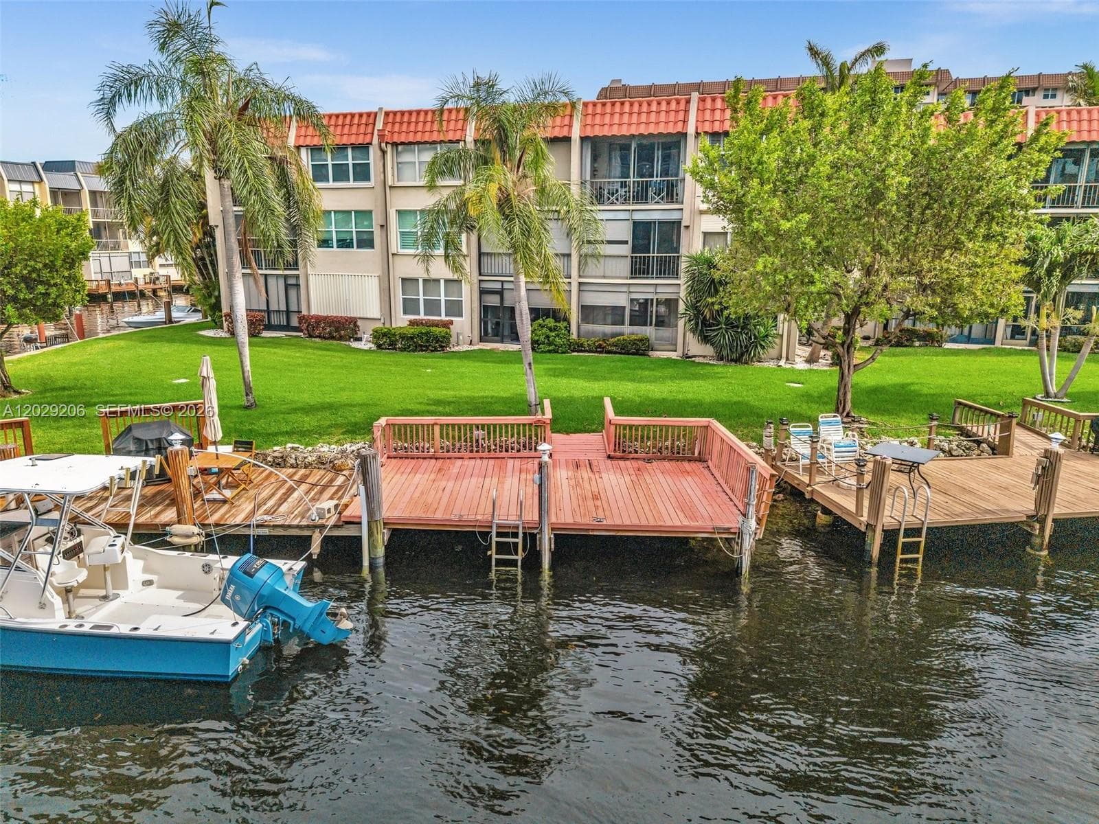 Island Club · #C107 in Pompano Beach - Photo 2