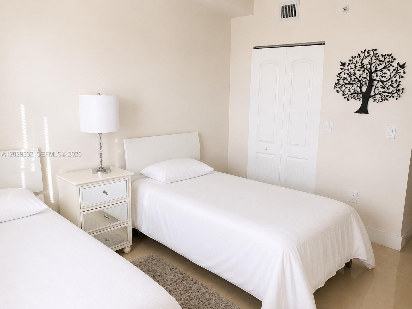Porto Bellagio · #1605 in Sunny Isles Beach - Photo 17