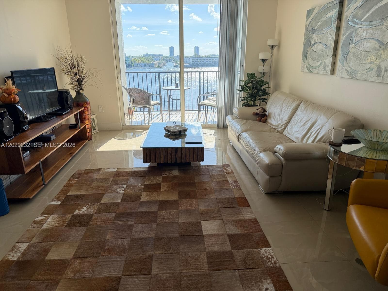 Porto Bellagio · #1605 in Sunny Isles Beach - Photo 1