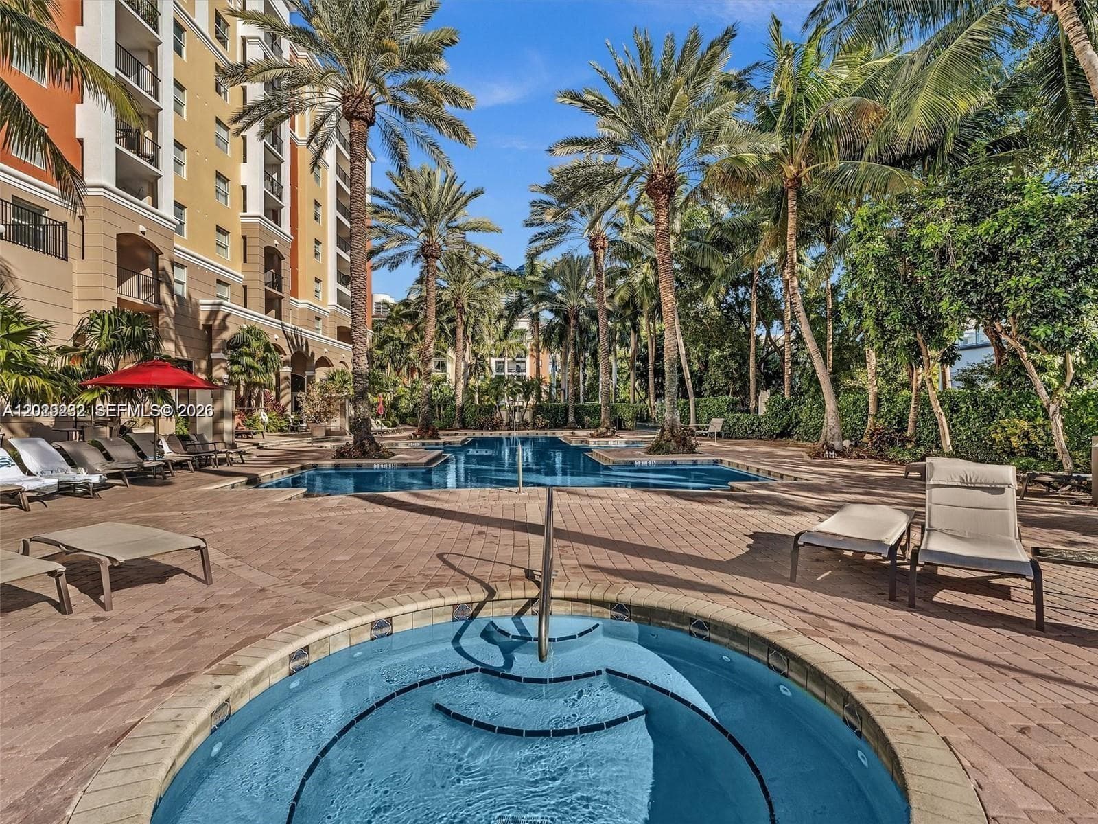 Porto Bellagio · #1605 in Sunny Isles Beach - Photo 41