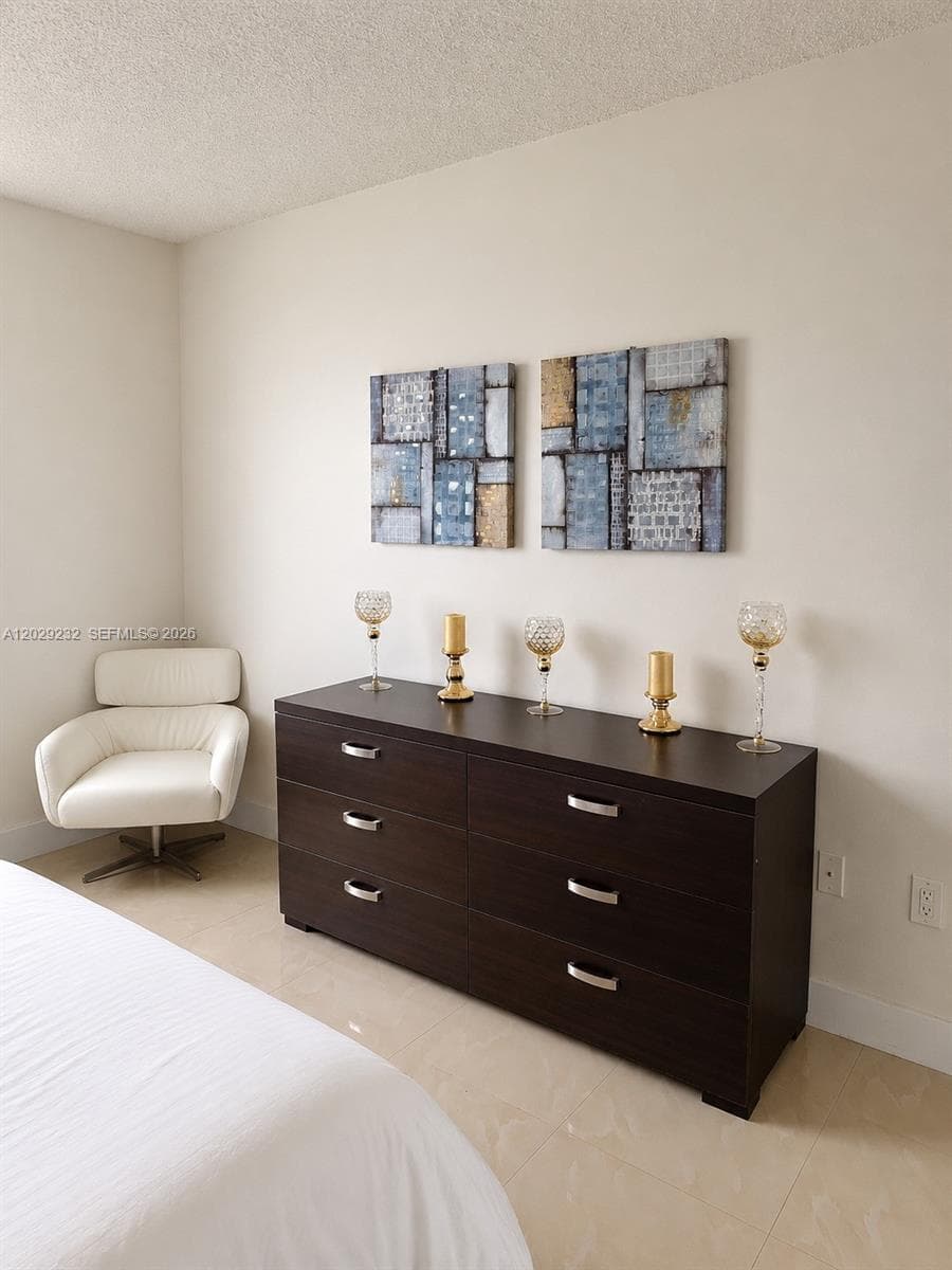 Porto Bellagio · #1605 in Sunny Isles Beach - Photo 15