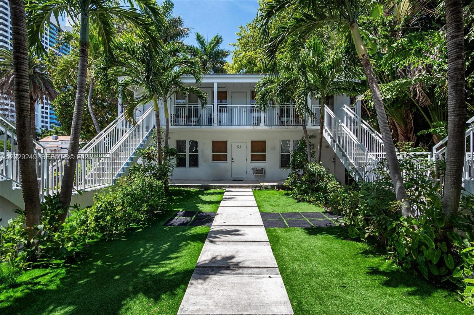 1419 WEST CONDO · #201 in Miami Beach - Photo 2