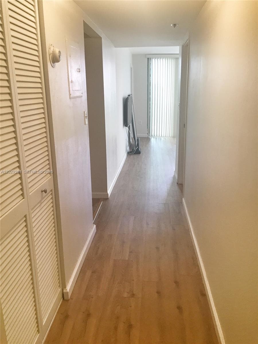 WINSTON TOWERS 600 CONDO · #515 in Sunny Isles Beach - Photo 2