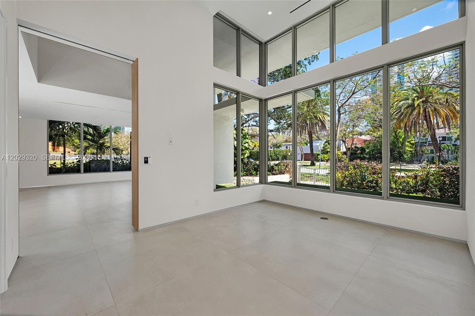 2100 S Miami Ave photo 16
