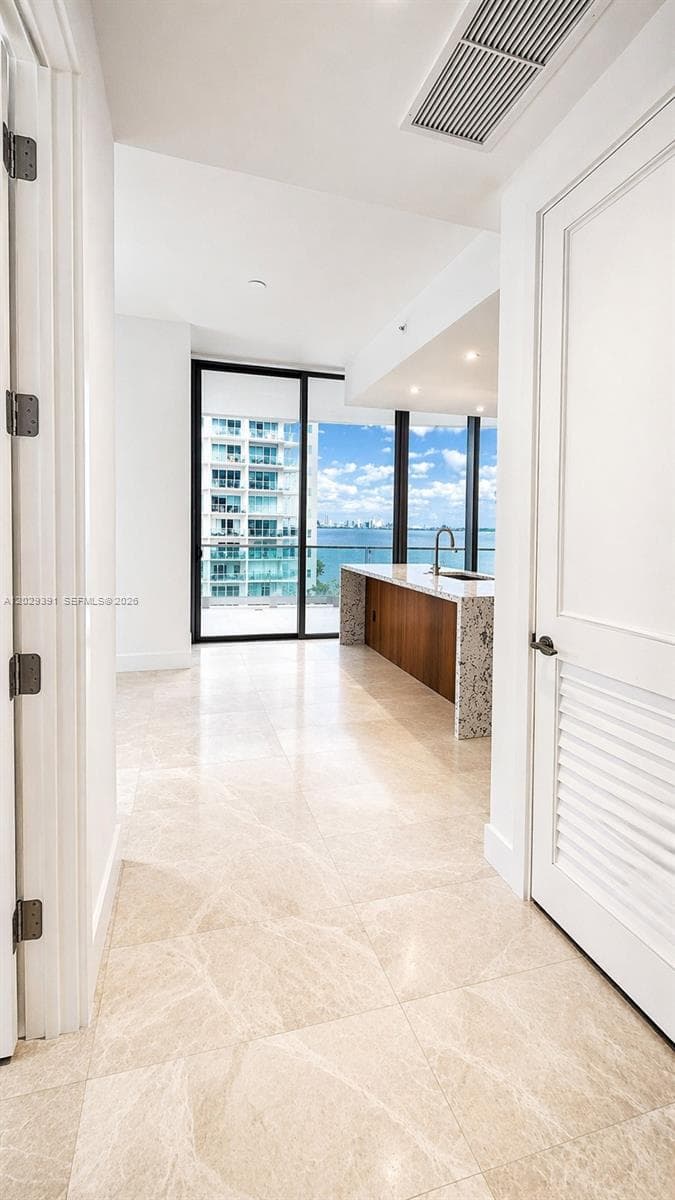 174 Se 25 Rd · #504 in Miami - Photo 7