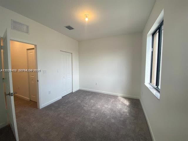 593 NE 208th Ter photo 28