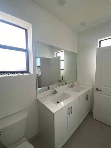593 NE 208th Ter photo 37