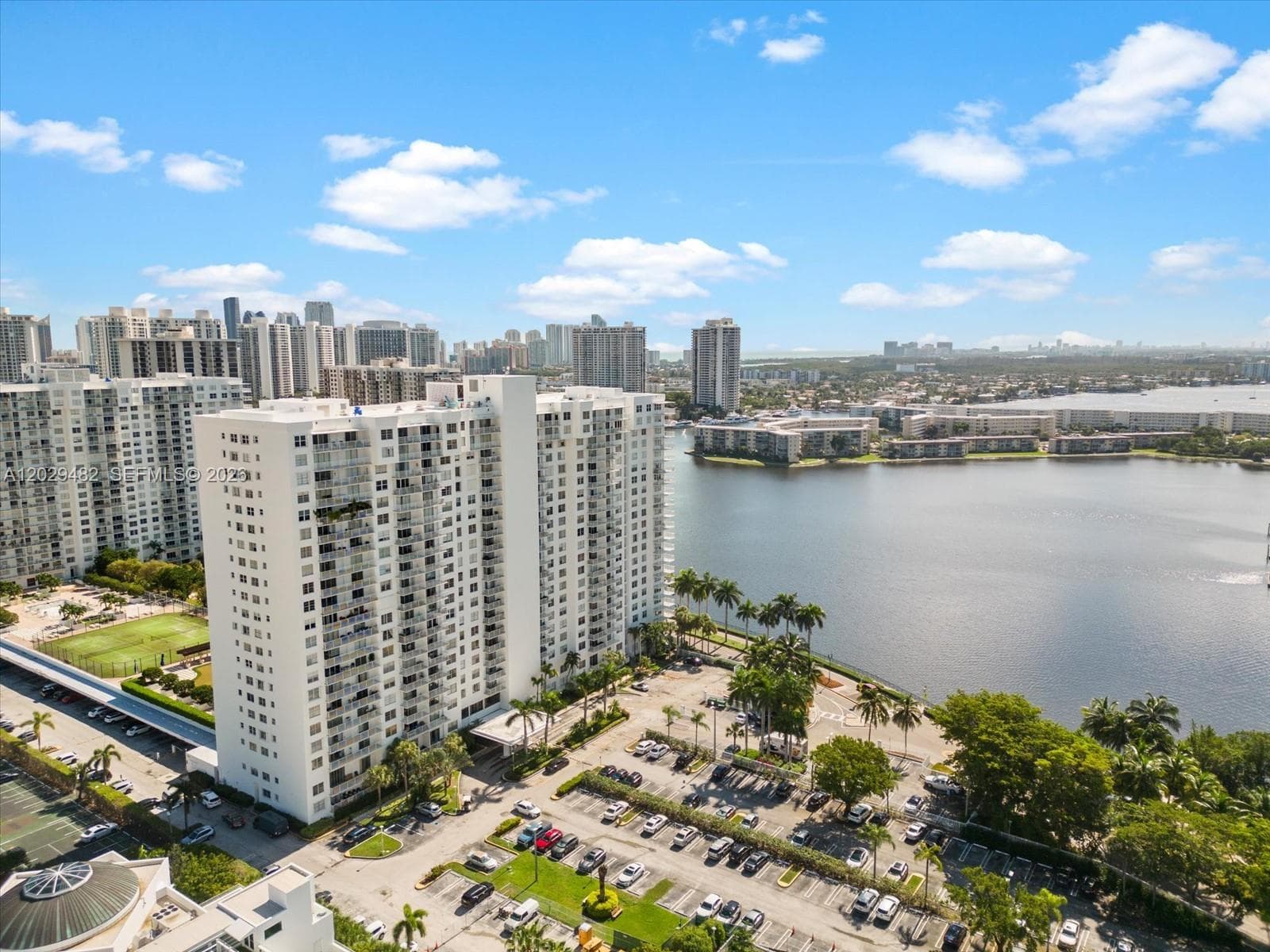 ADMIRALS PORT CONDO WEST · #1805W in Aventura - Photo 13