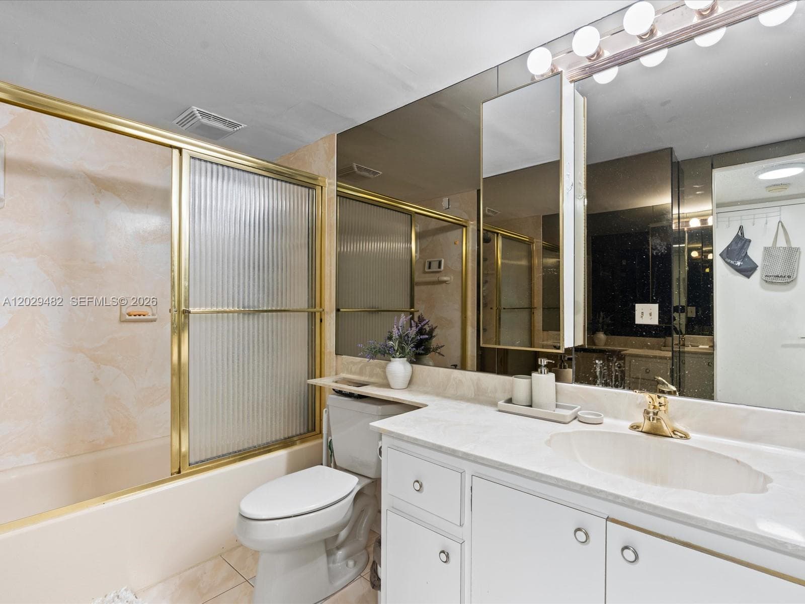 ADMIRALS PORT CONDO WEST · #1805W in Aventura - Photo 11