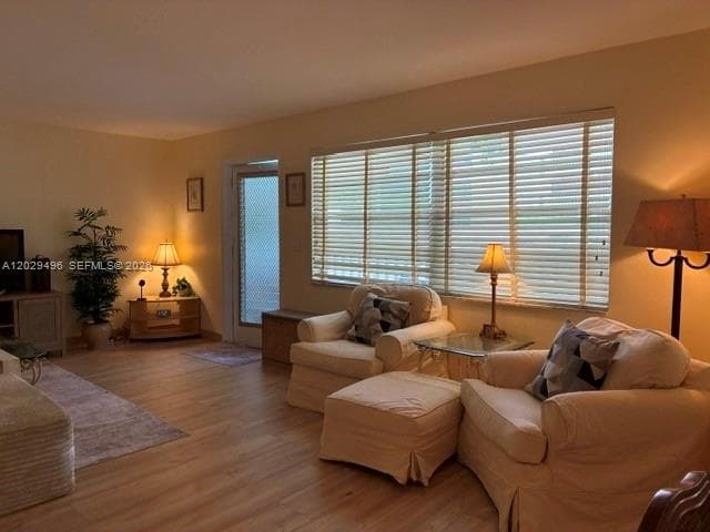 ELDORADO PLAZA WEST CONDO · #11B in Hallandale Beach - Photo 2