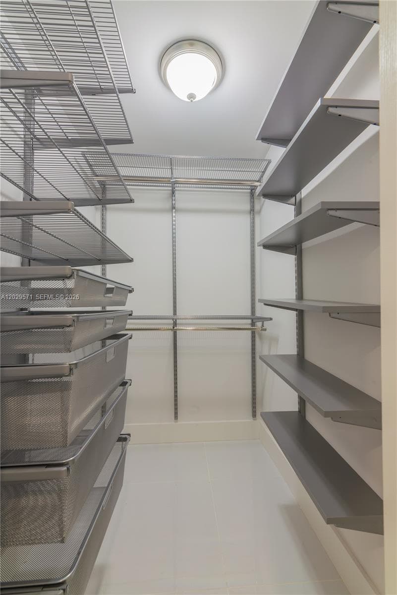 ENCLAVE SHORES CONDO · #6 in North Miami Beach - Photo 28
