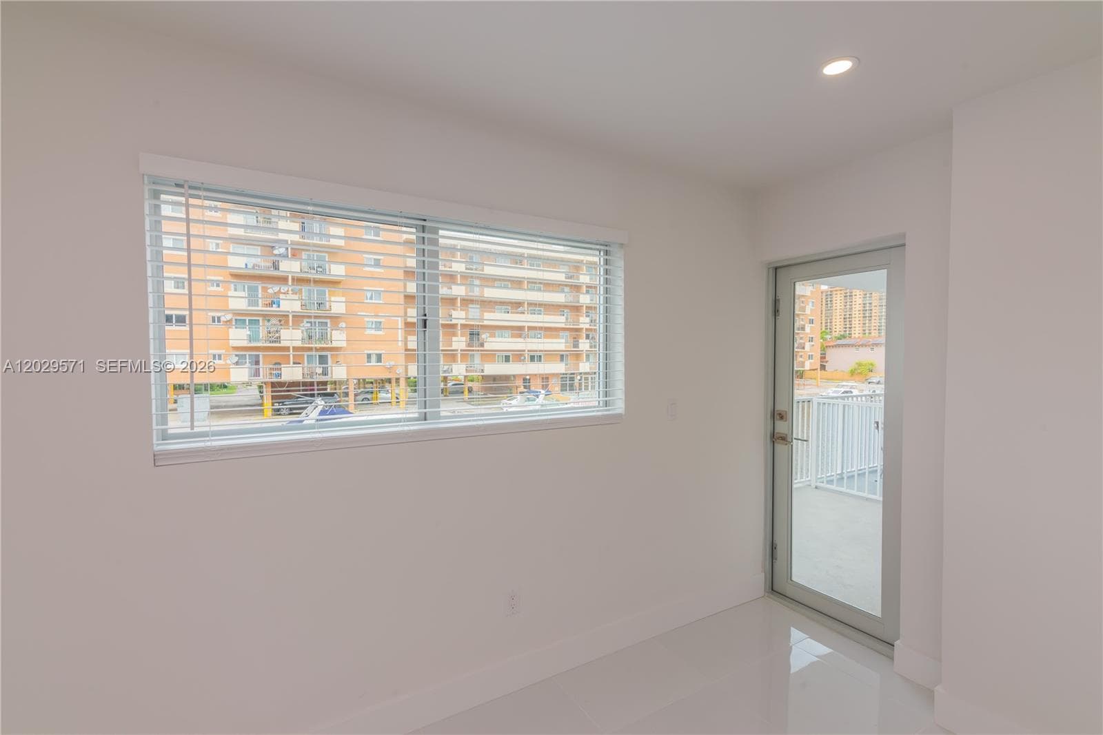 ENCLAVE SHORES CONDO · #6 in North Miami Beach - Photo 15